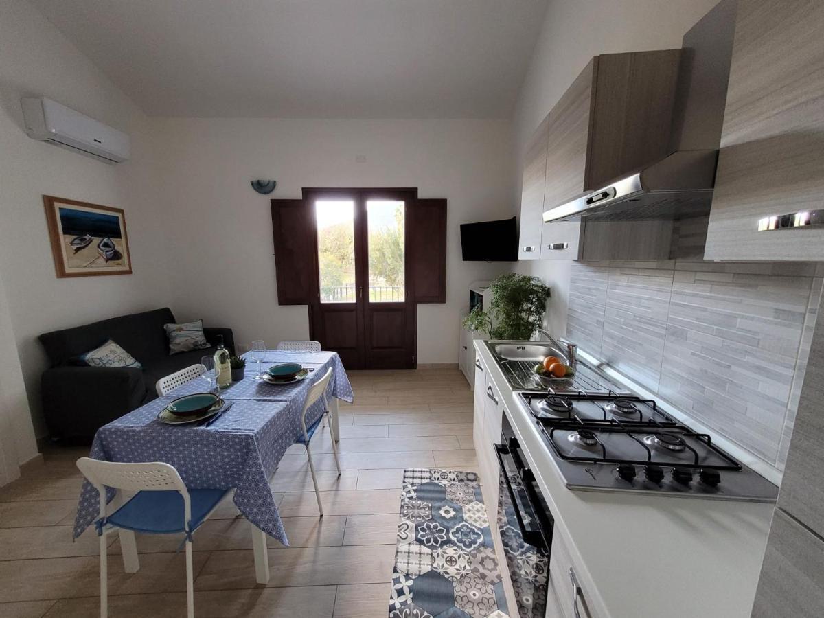 Il Melograno Casa Vacanze Теулада Экстерьер фото